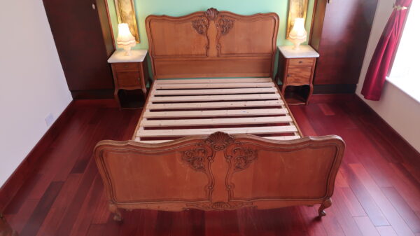 LOUIS XV ANTIQUE KING BED